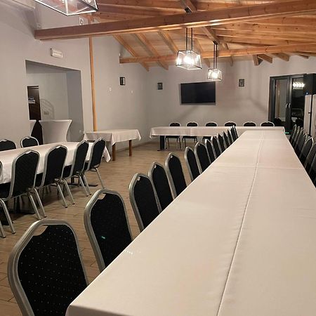 Centrum Turystyki Wiejskiej Alicja Ksiezpol Екстериор снимка